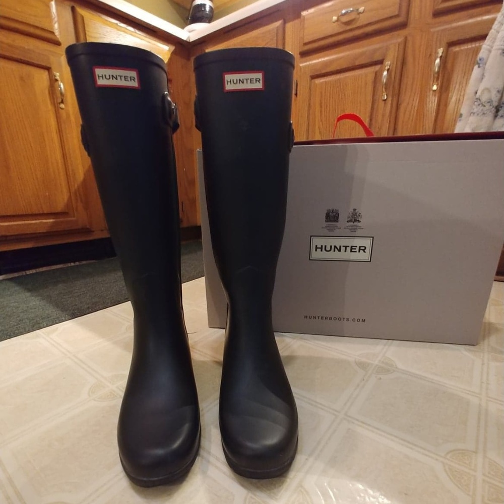 Hunter Tall Refined Back-Strap Boots